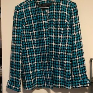 Vintage houndstooth printed jacket with fabric cover buttons
